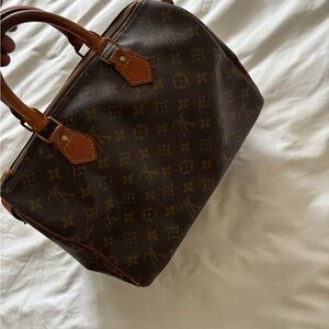 LOUIS VUITTON SPEEDY 30 HANDBAG
PURSE MONOGRAM CANVAS VI1911